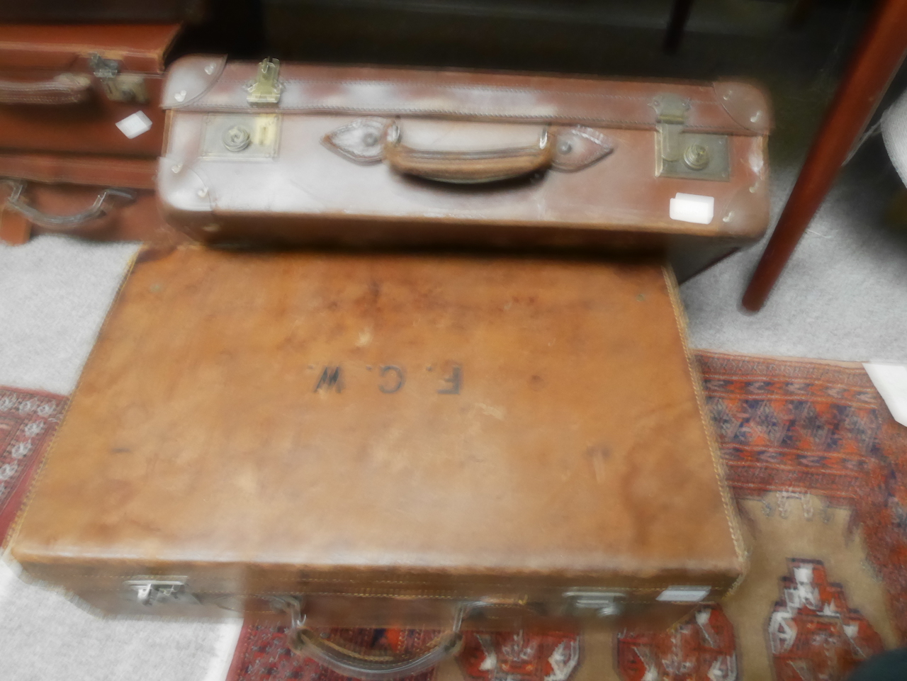 11 old suitcases - Image 7 of 7