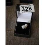 18ct White gold, cultured pearl and diamond crossover ring