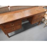 Oak dressing table