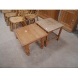 2 Pine tables