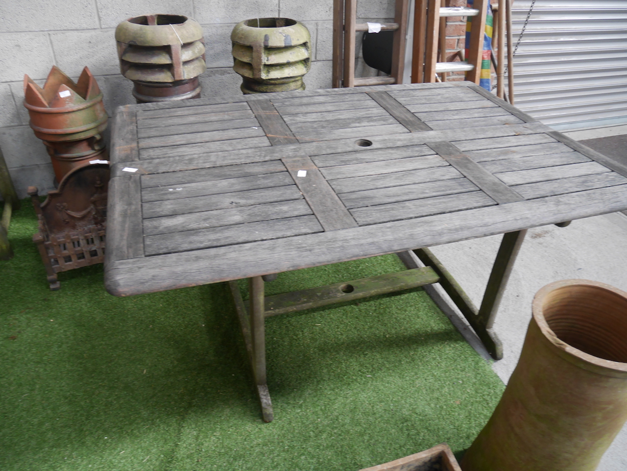 Garden bench and table