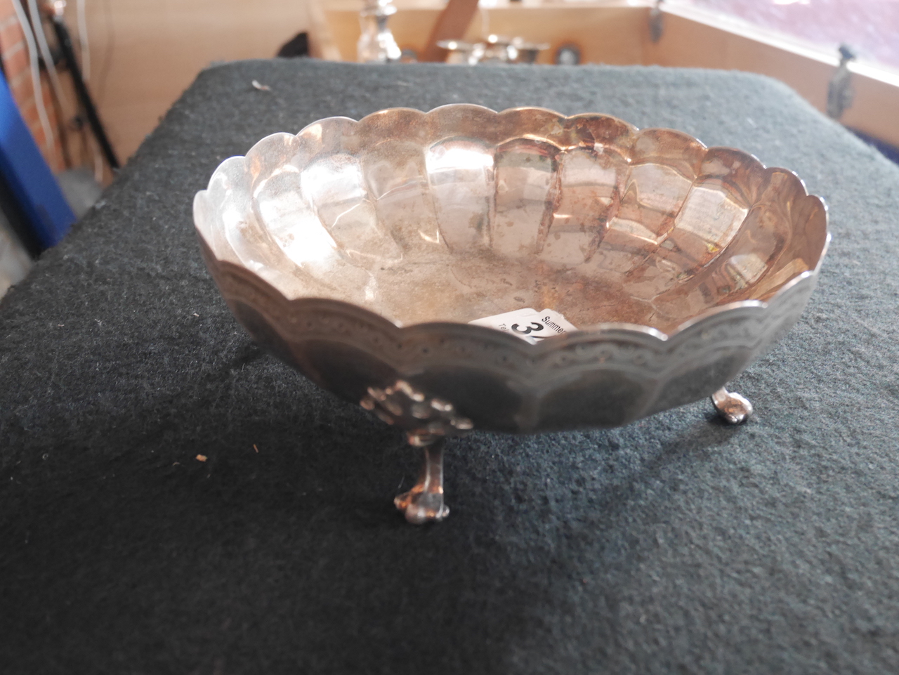 Sheffield silver bowl 522g