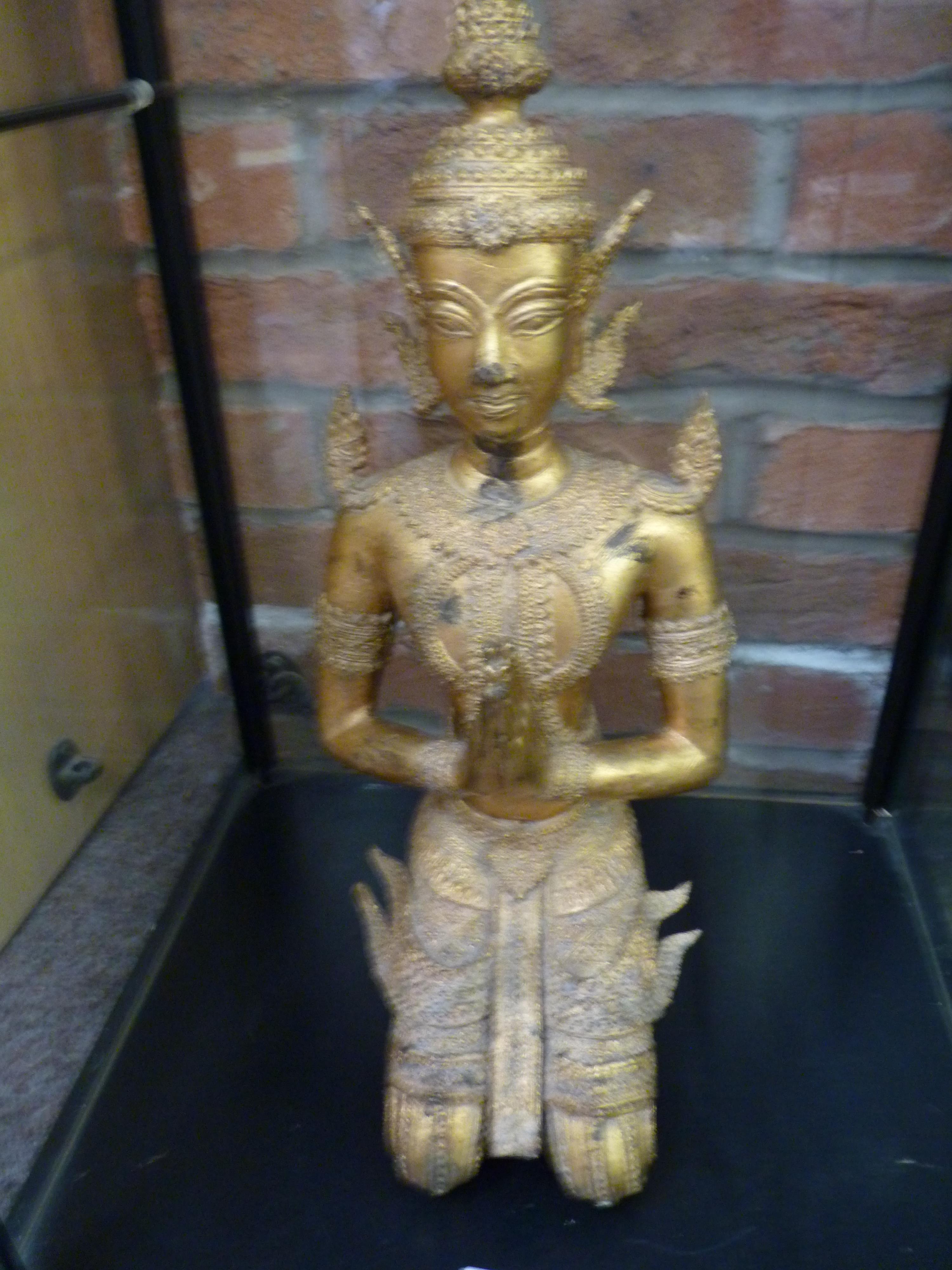Gilt Buddha figure (50cm)