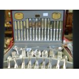 Viners 58 piece canteen cutlery
