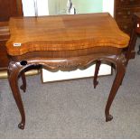 Mahogany Games table