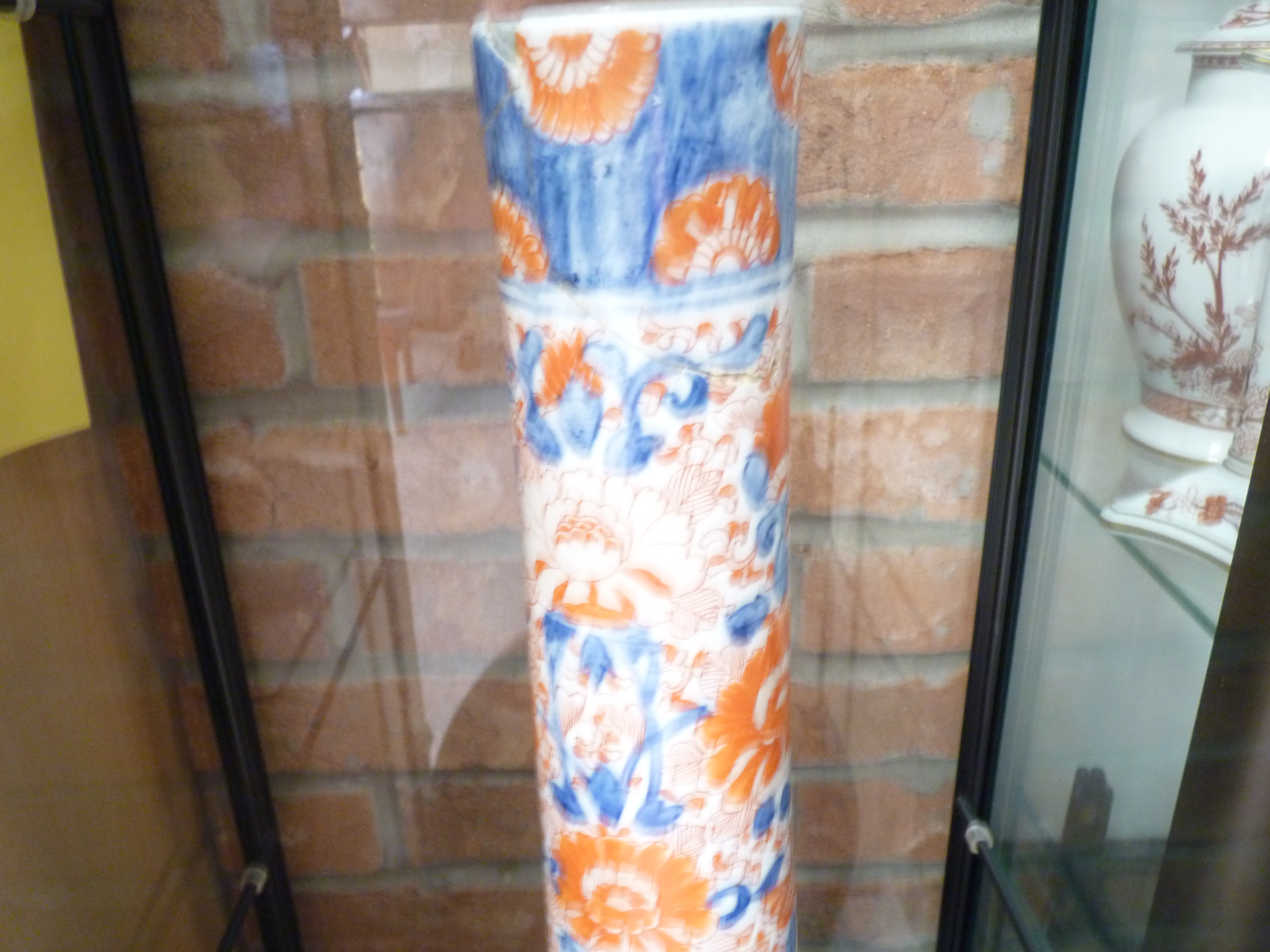 Imari 79cm vase (damaged top) - Image 6 of 7