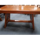 Oak repro coffee table