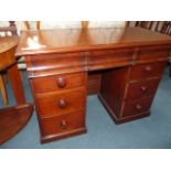 Victorian mahogany pedestal desk