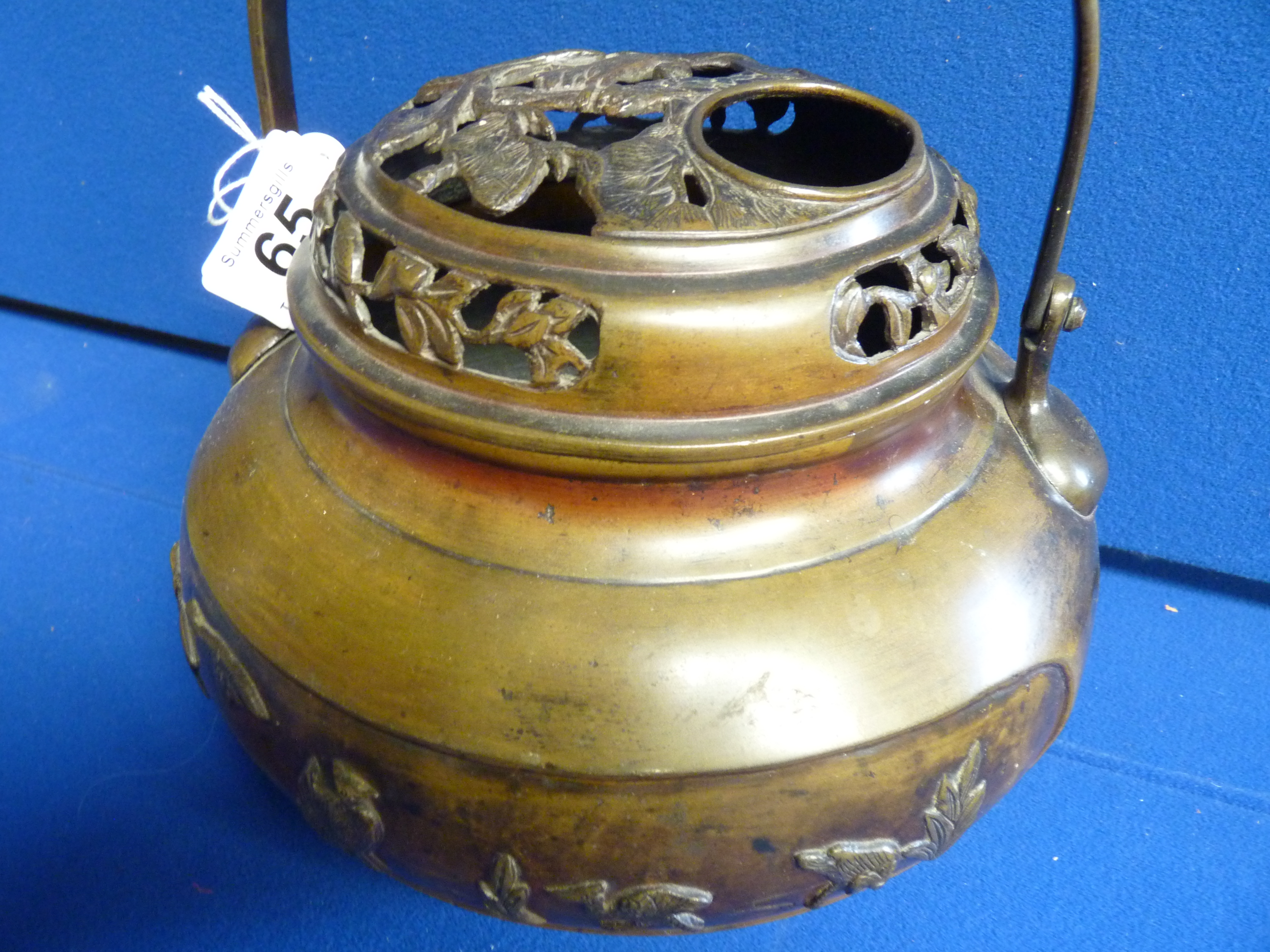 Oriental bronze burner