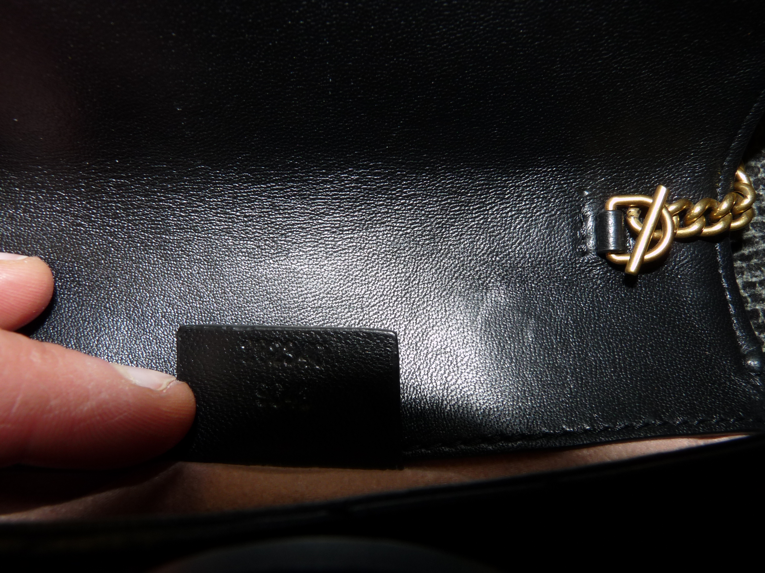 Gucci Marmont Super mini bag in Black Calf skin leather H 4" x 6.5" x d 1.75" Pre owned grade A- - Image 5 of 7