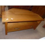 Light oak TV Stand