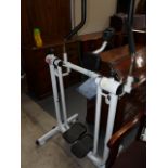 Cross trainer