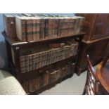 A LARGE COLLECTION OF 19TH CENTURY AND LATER LEATHER BOUND LAW BOOKS.