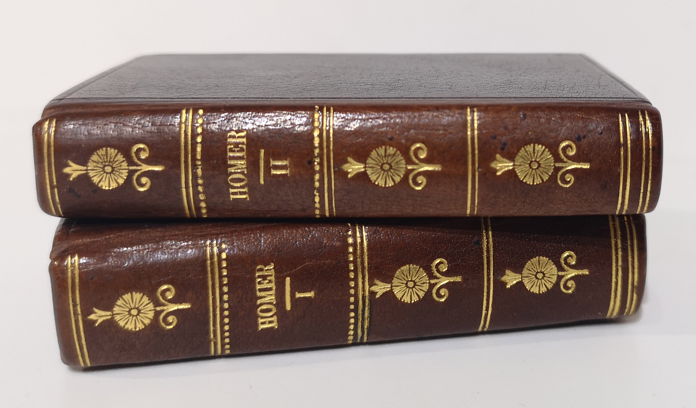 HOMER, ILIAS ET ODYSSEA, LONDON, GULIELMUS, PICKERING, 1831, TWO VOLS Modern full brown calf