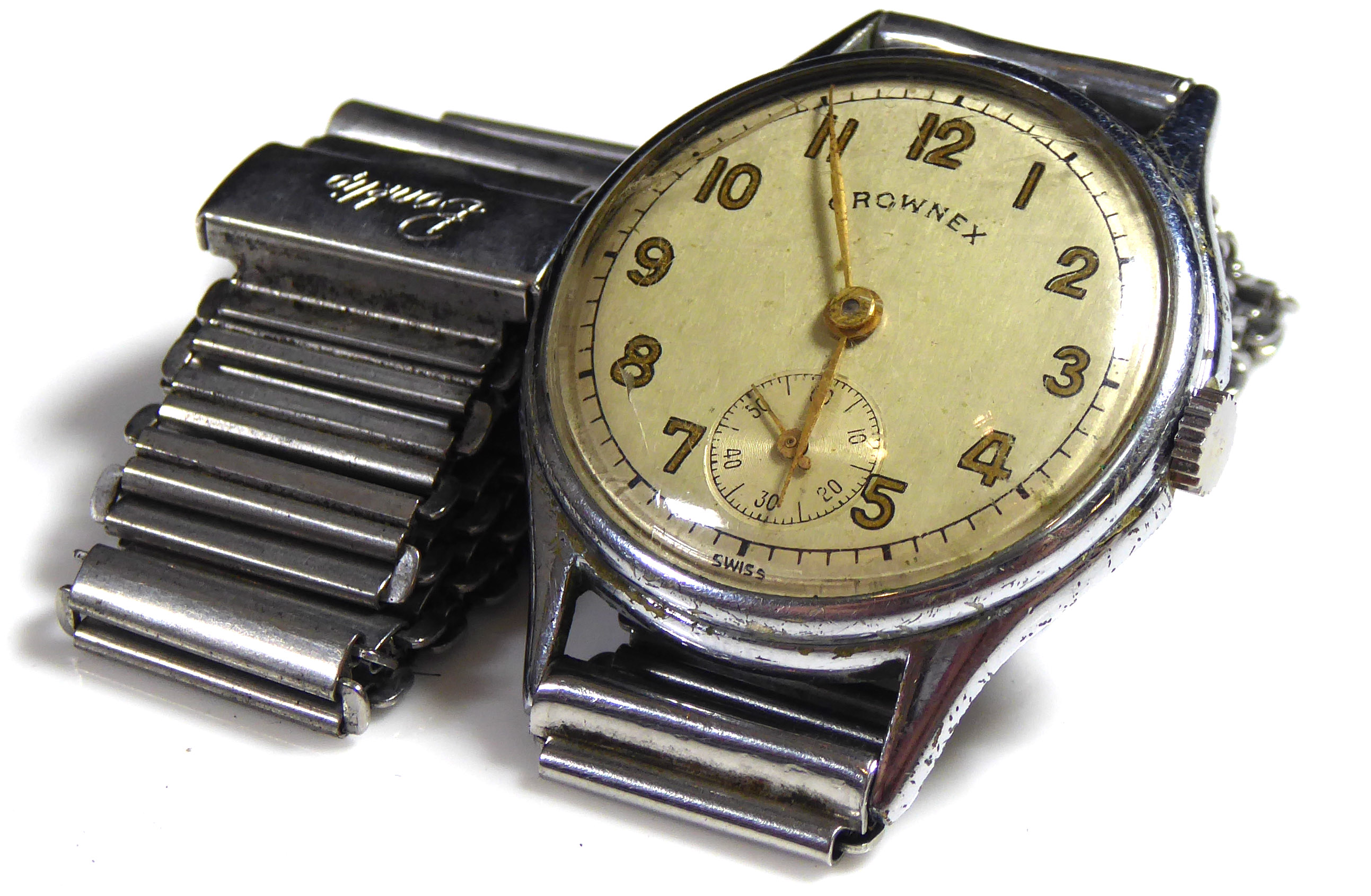 CROWNEX, AN EARLY 20TH CENTURY STAINLESS STEEL GENT'S WRISTWATCH The circular dial with Arabic