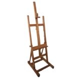 A PINE FLOOR STANDING ARTIST EASEL. (161cm x 52cm)