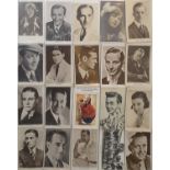 A LARGE MIXED QUANTITY OF MAINLY 20TH CENTURY POSTCARDS, CIRCA 1000 Including diverse subjects,