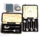 A COLLECTION OF CASED EARLY 20TH CENTURY SILVER WARE Comprising a cased set of silver spoons,