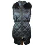 JUICY COUTURE, BLACK LABEL, BLACK POLYESTER COAT With quilted design, duck down, sleeveless, faux