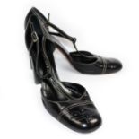 MARC JACOBS, BLACK LEATHER HEELS With ankle strap and perforated round toe (size 39). (heel 10cm) B