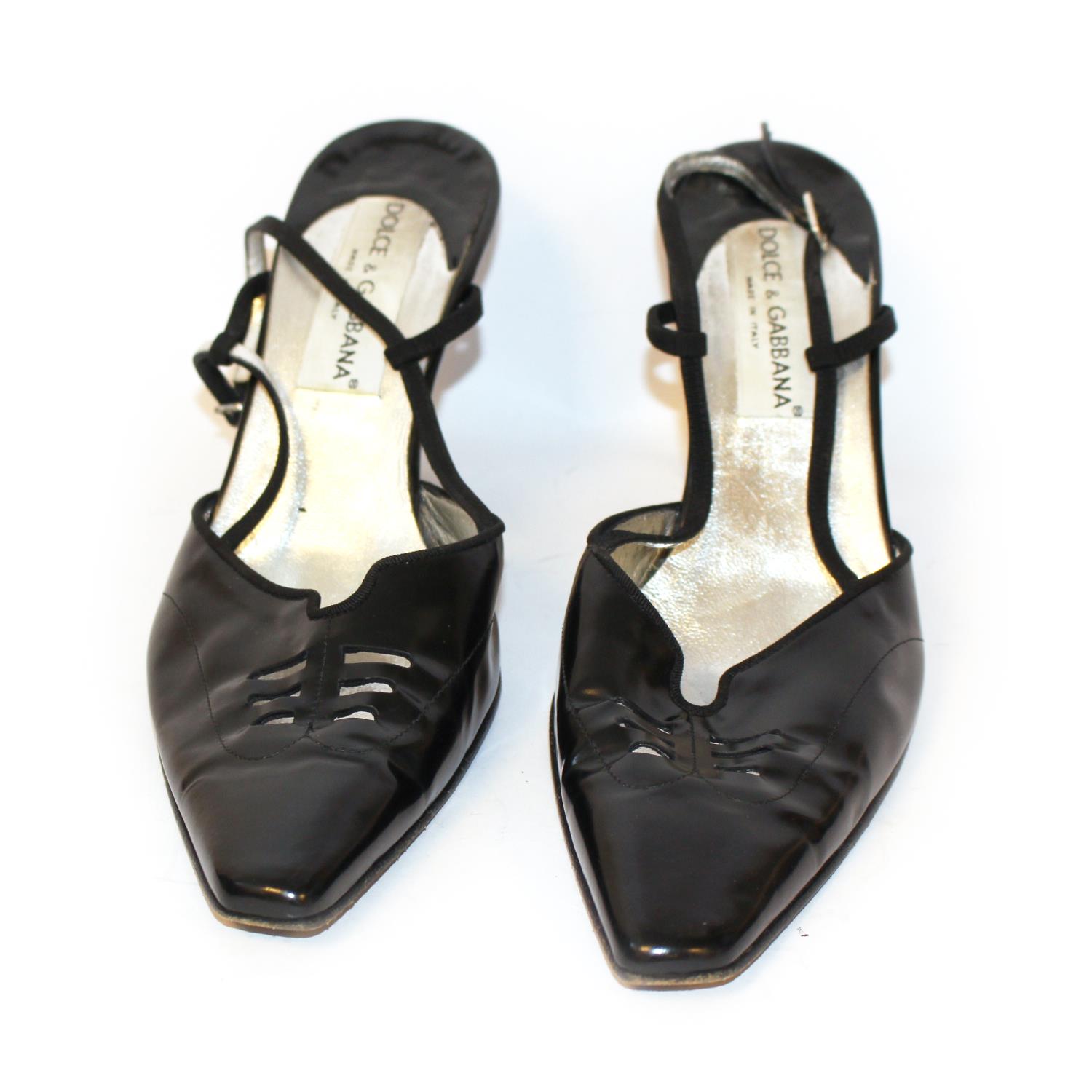 DOLCE & GABBANA, BLACK LEATHER HEELS With pointed toes, decorative frontal cut outs and thin ankle - Image 2 of 5