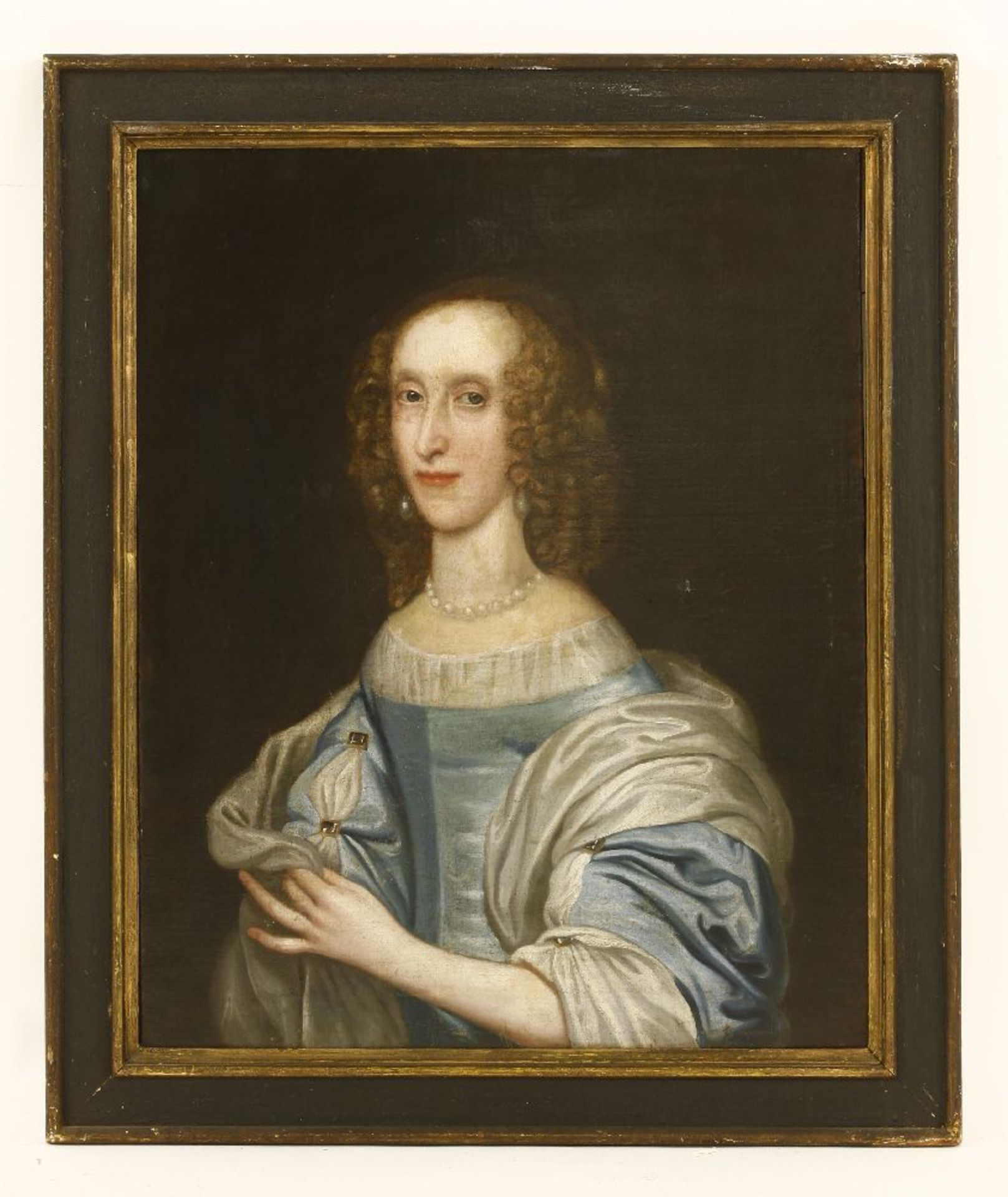 English School, late 17th centuryPORTRAIT OF A LADY, HALF LENGTH, IN A BLUE AND WHITE SILK - Image 2 of 3