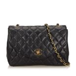 A Chanel lambskin black leather crossbody bag, this crossbody bag features a quilted lambskin