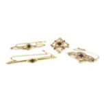 A gold garnet and split pearl cluster bar brooch, (pin not gold), 3.12g, marked 9ct, a gold single