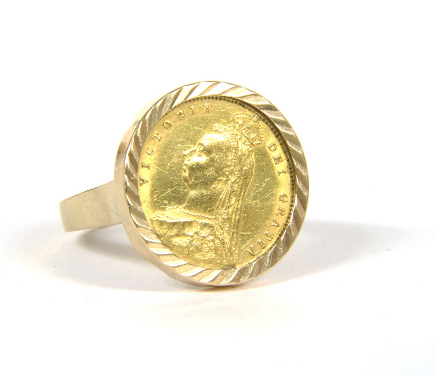 A 9ct gold Victorian half sovereign ring