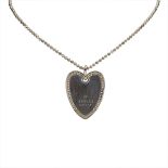 A Gucci heart pendant necklace