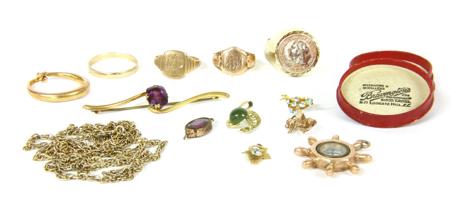 A collection of gold jewellery,