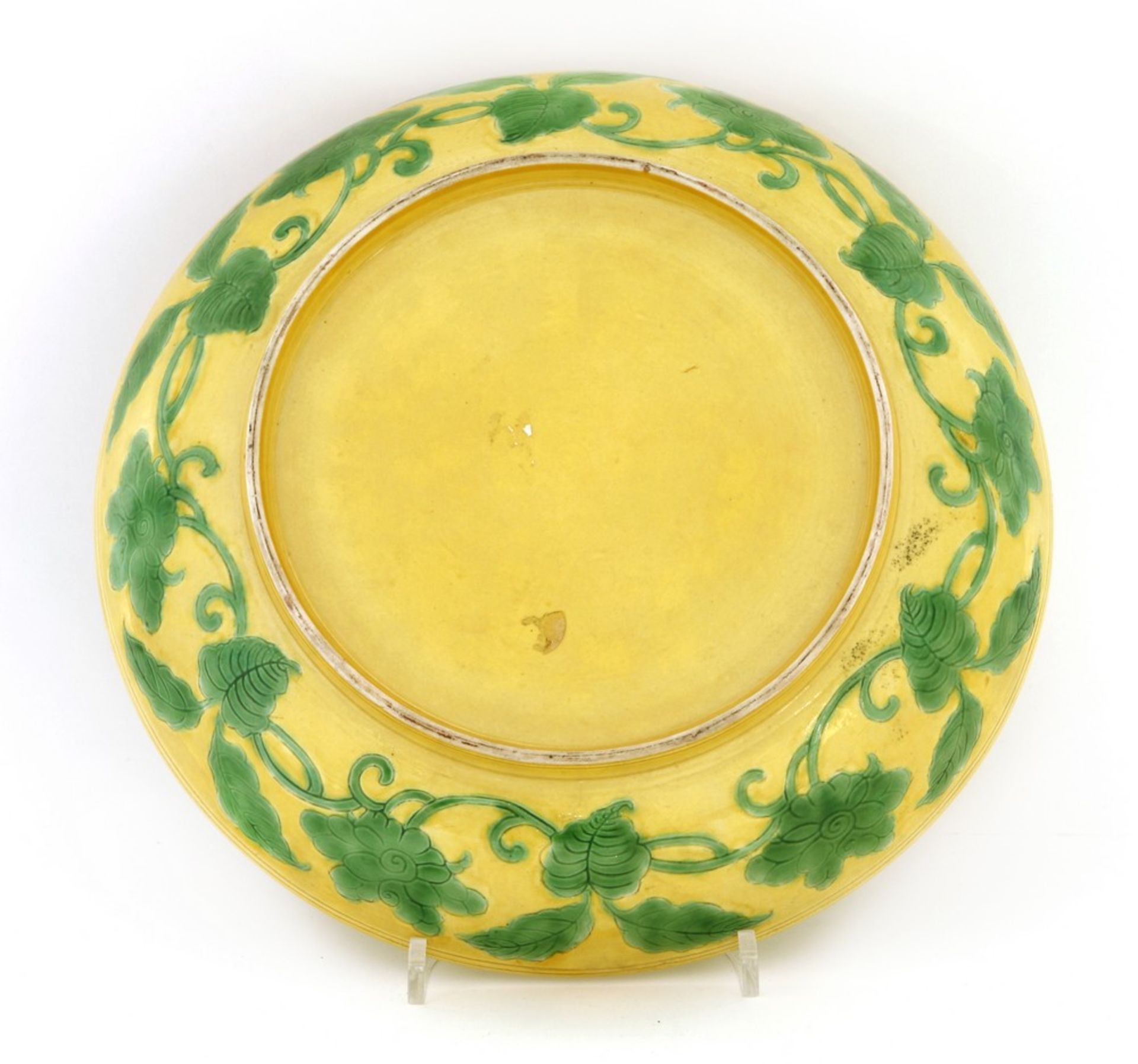 A Chinese yellow ground and green enamelled plate - Image 2 of 2