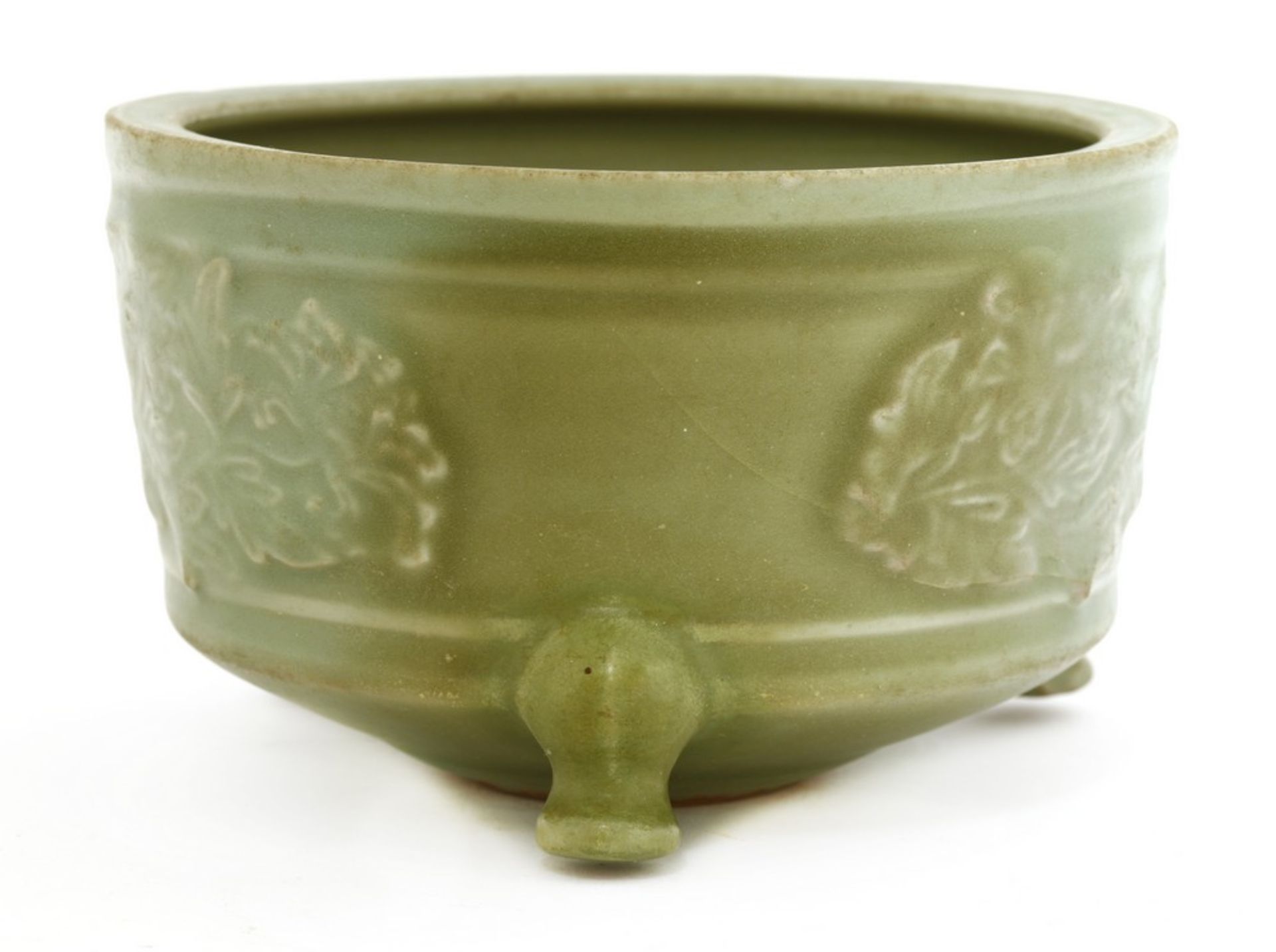 A Chinese Longquan celadon censer - Image 2 of 2