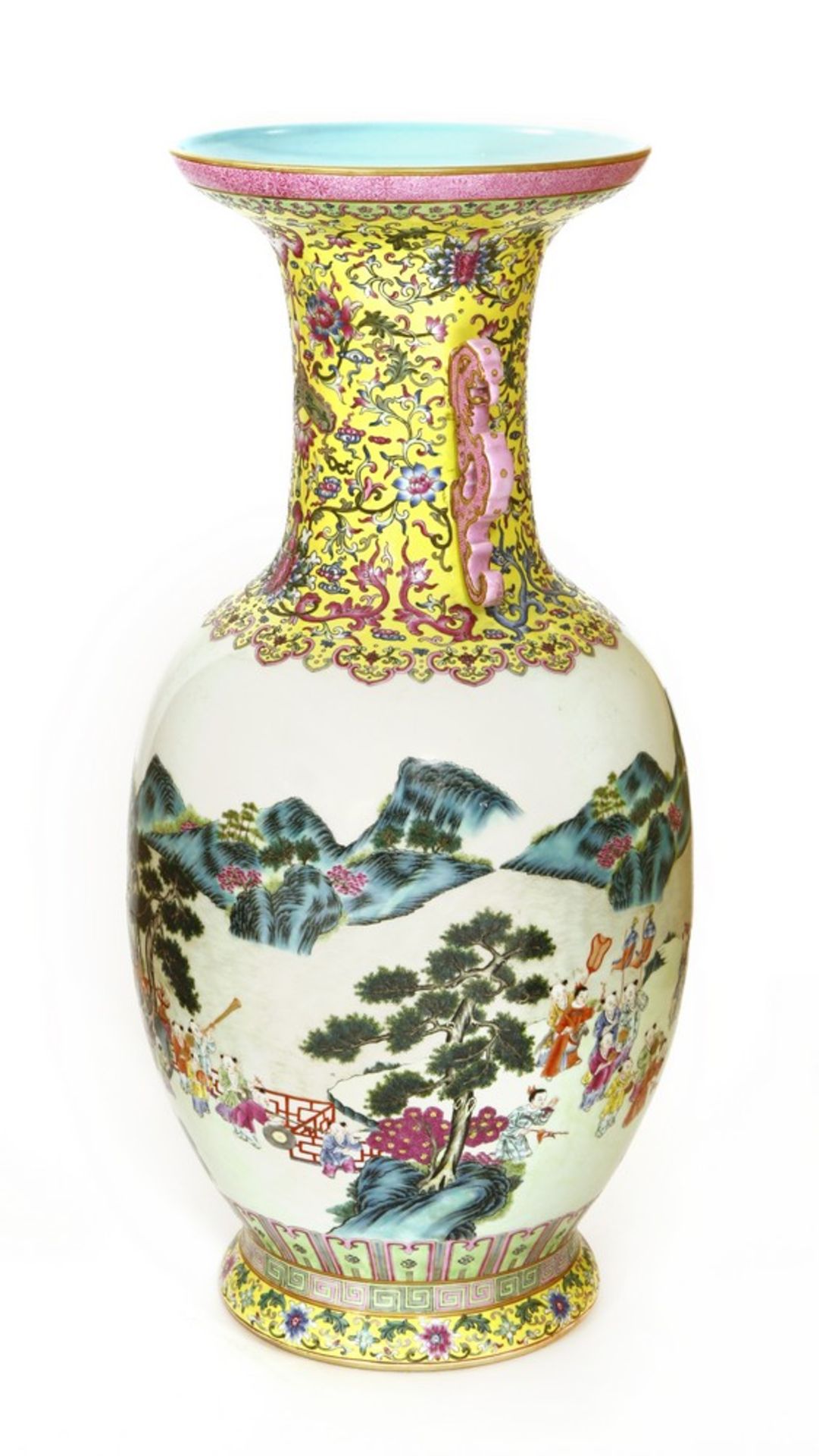 A large Chinese famille rose vase - Image 3 of 4