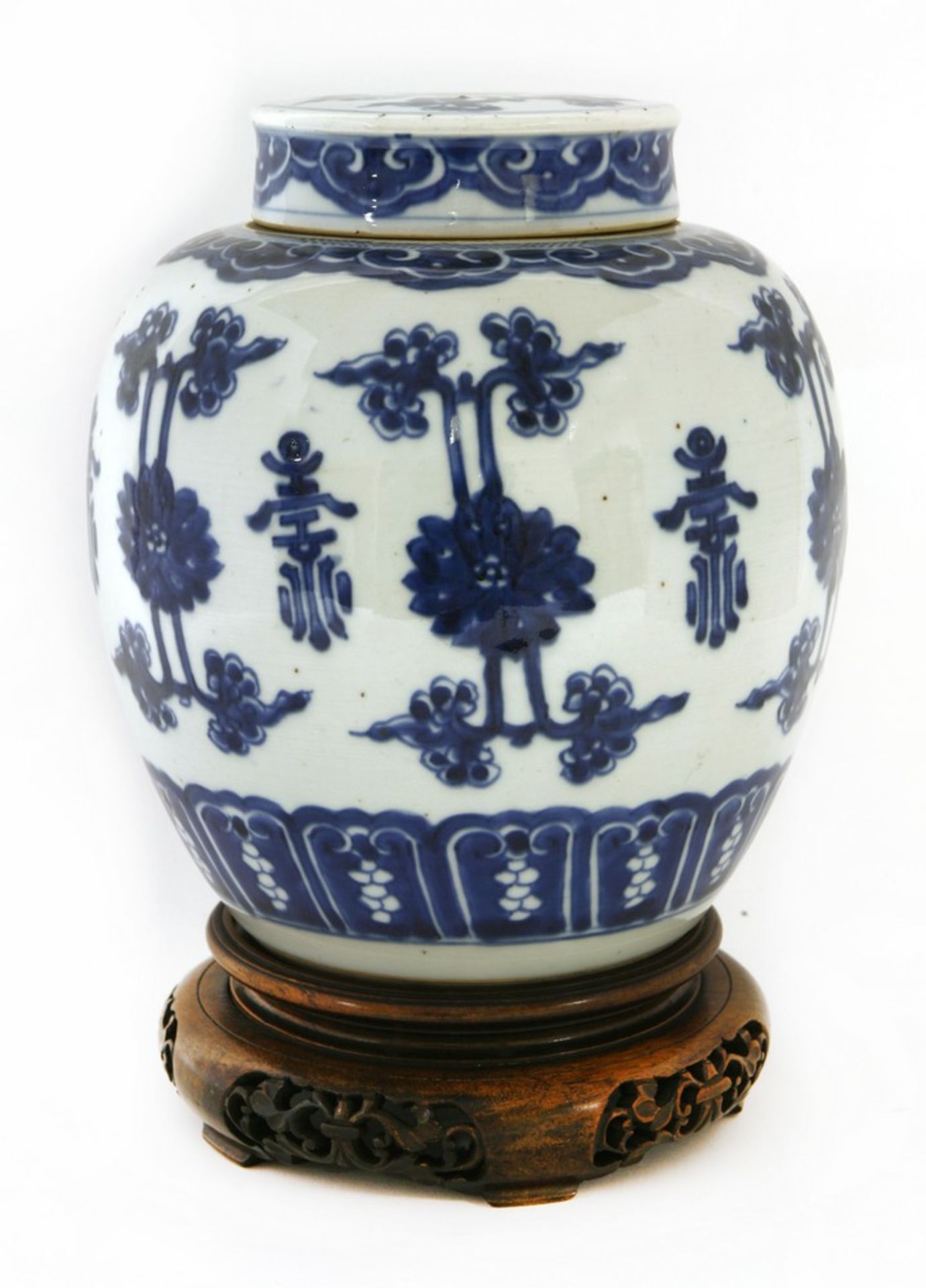 A Chinese blue and white jar and cover