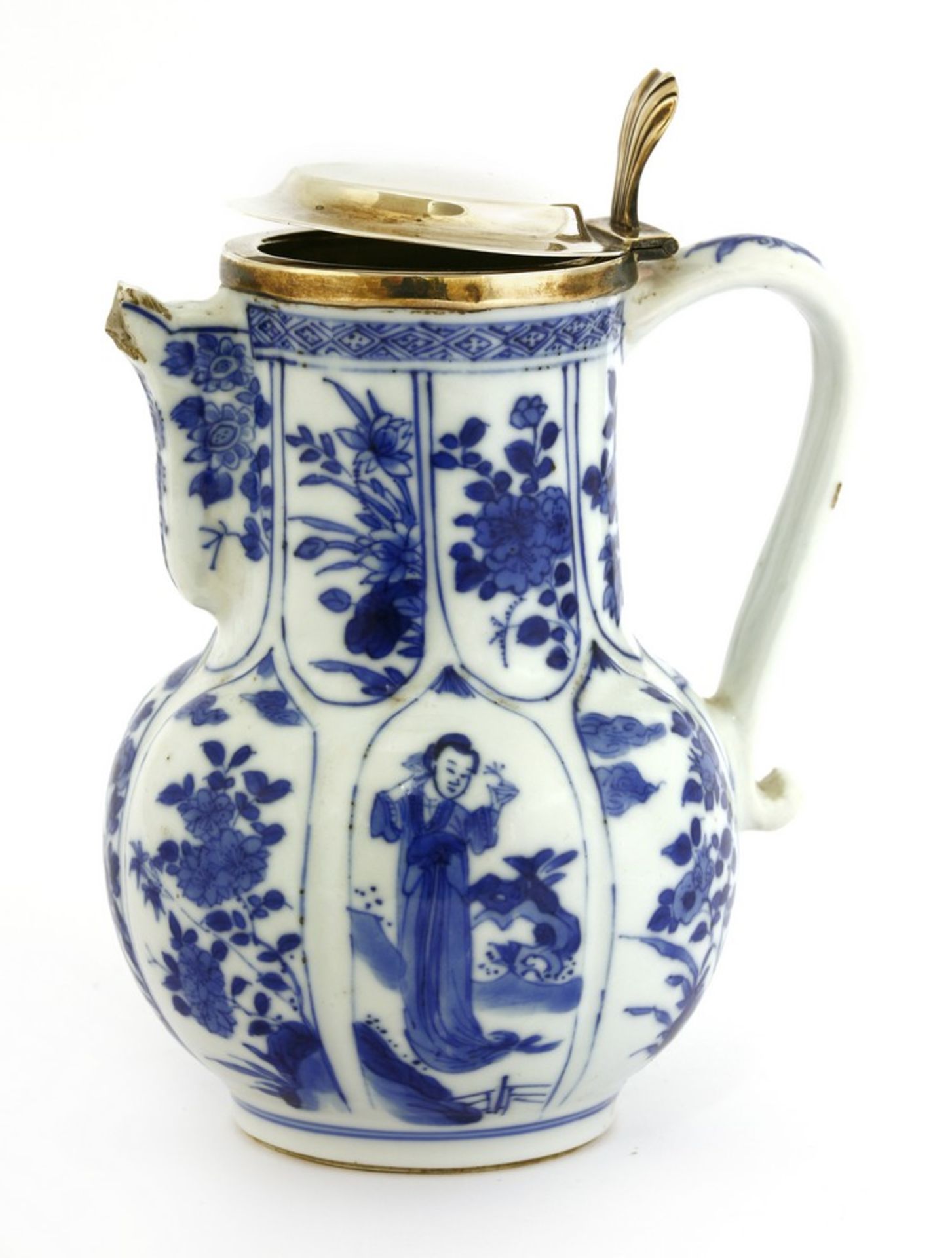 A Chinese blue and white jug