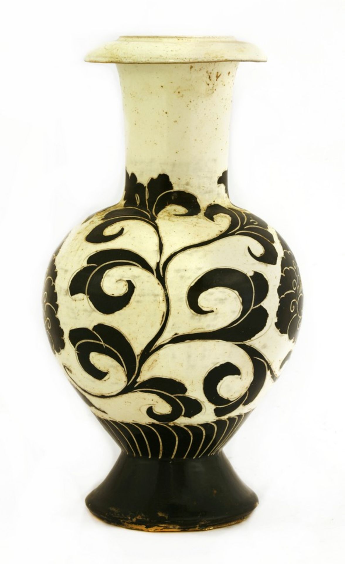 A Chinese Cizhou ware vase - Image 2 of 3