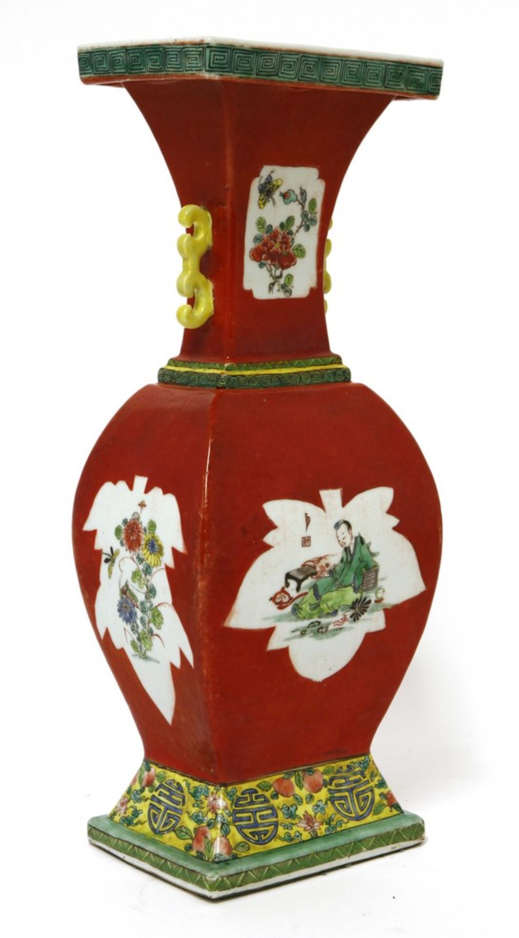 A Chinese altar vase