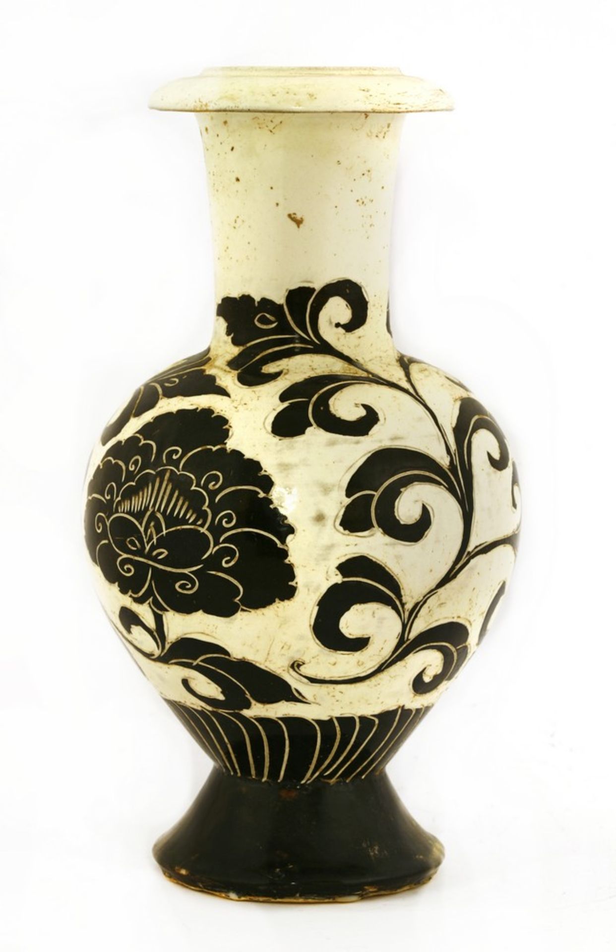 A Chinese Cizhou ware vase - Image 3 of 3