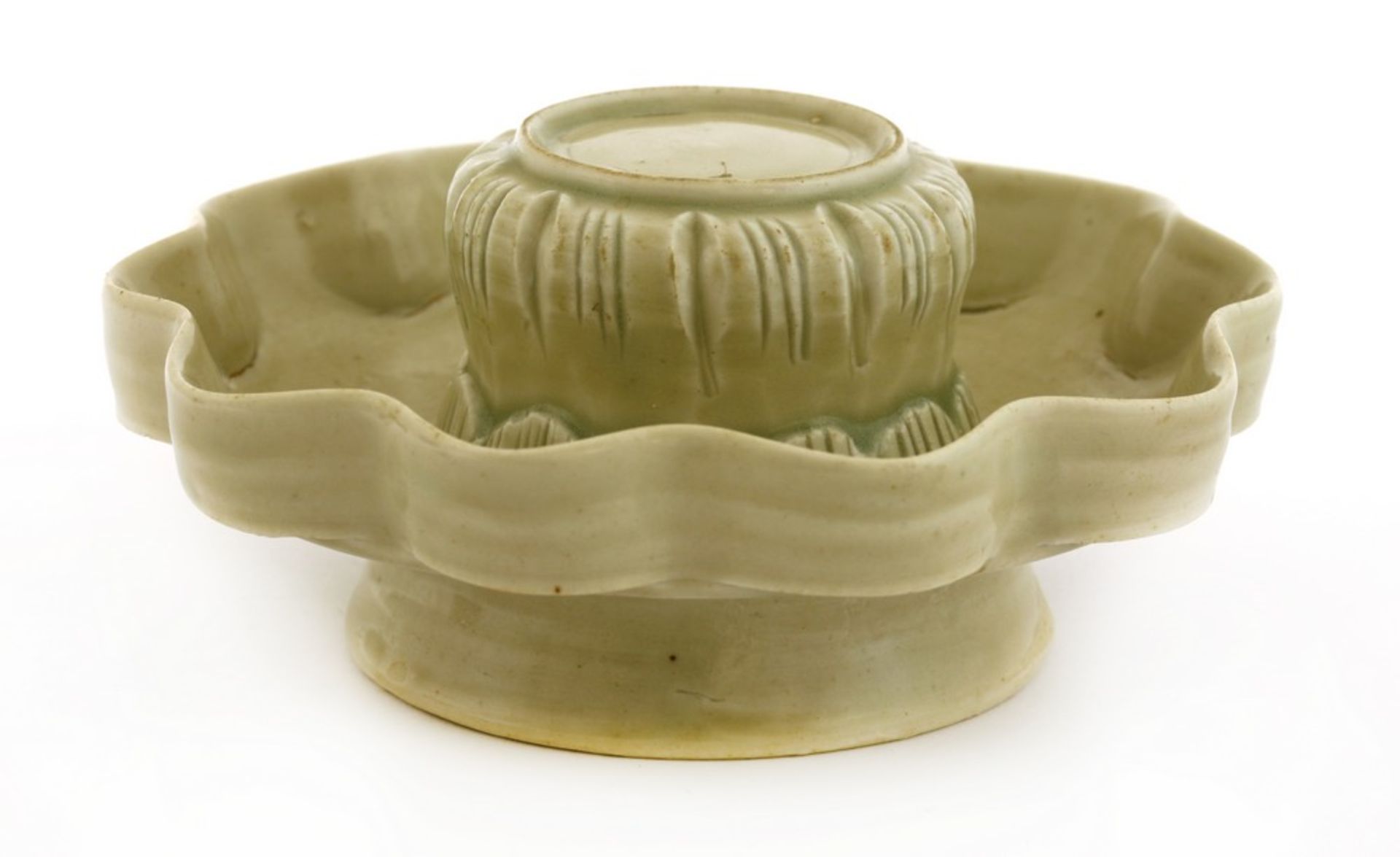 A Chinese qingbai ware cup stand - Image 3 of 3
