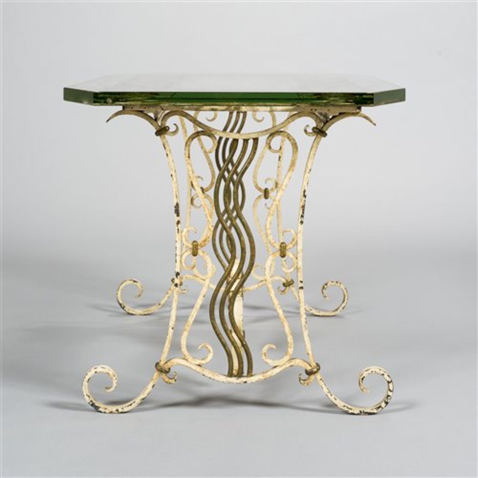 An Italian wrought Iron and glass coffee table, - Bild 6 aus 6