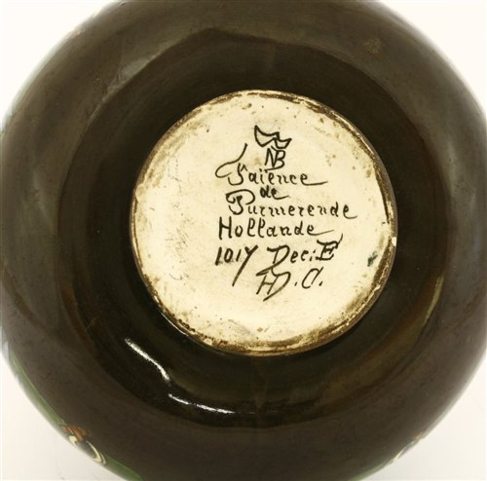 A Dutch pottery vase, - Bild 3 aus 3