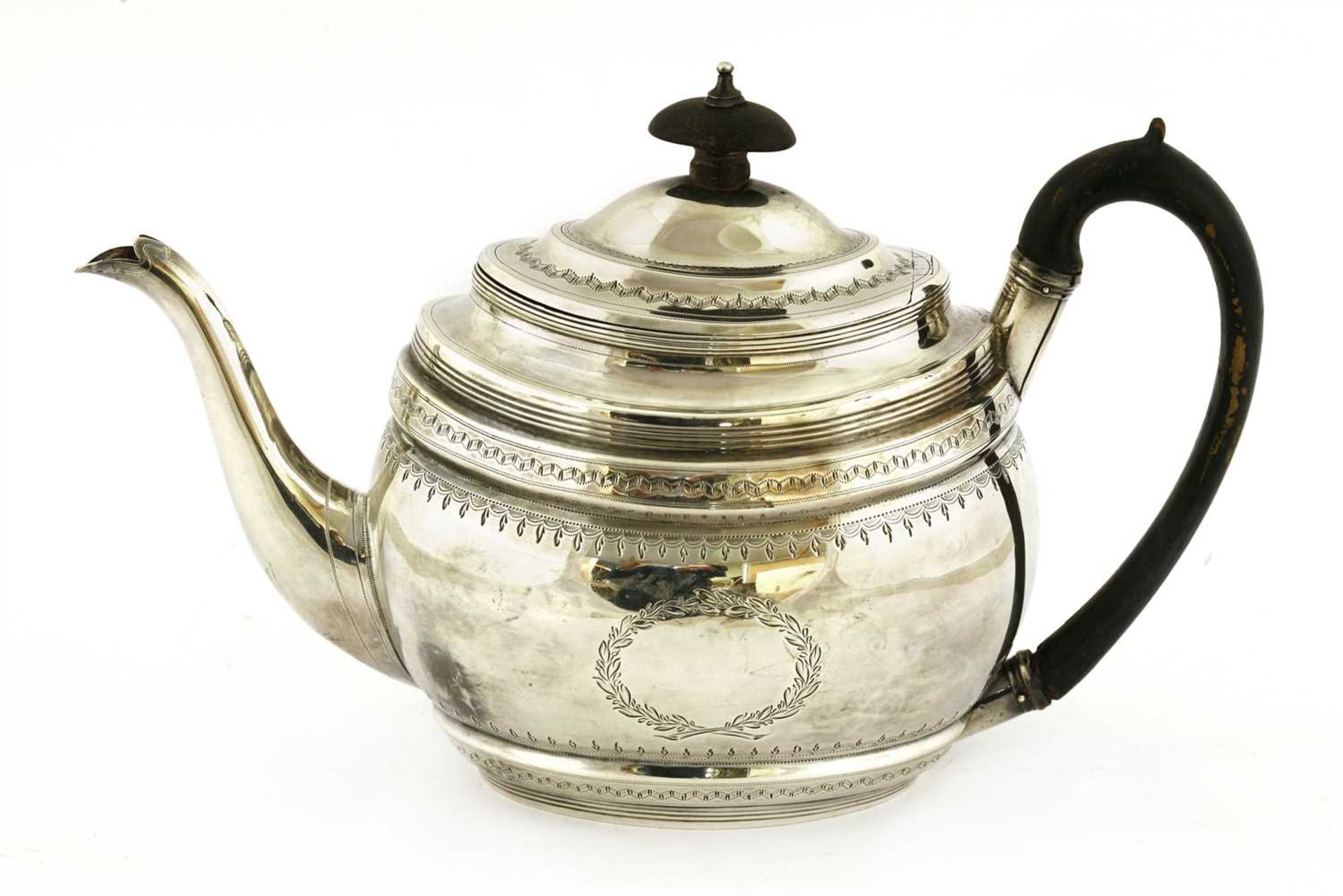 A George III silver teapot - Image 2 of 4