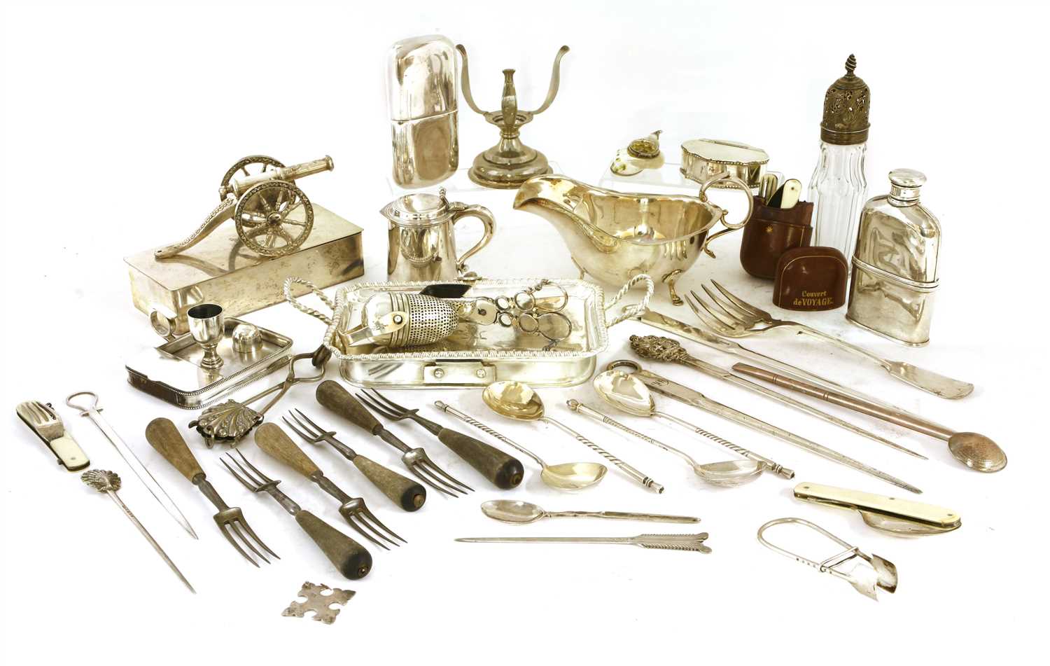 Mixed silver-plated wares