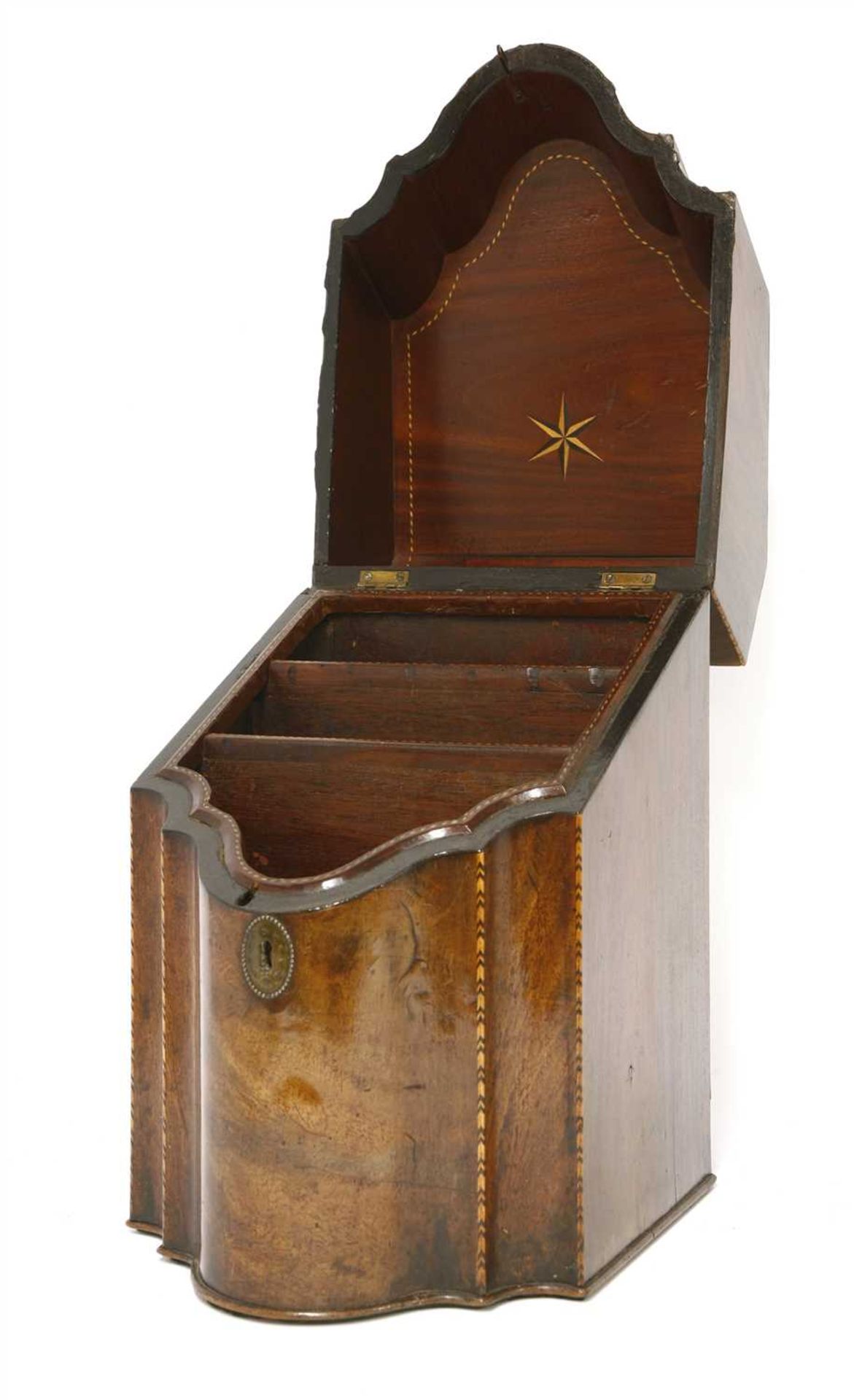 A George III strung mahogany wall-mounted knife box - Bild 4 aus 4
