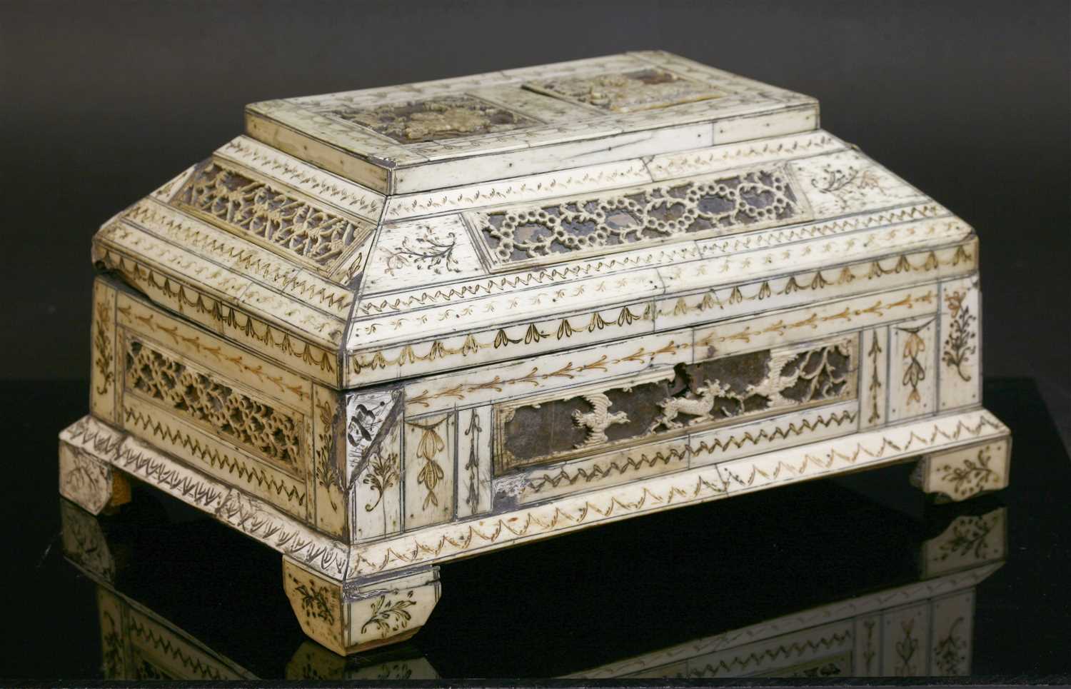 A Russian carved bone, foil and mica casket, - Image 4 of 5
