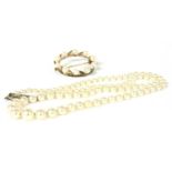 A single row graduated cultured pearl necklace,