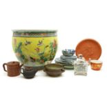 A quantity of Oriental ceramics to include a jardiniere planter,