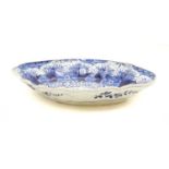 A Worcester blue and white dessert dish,