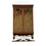 An Antique style wall hanging two door cabinet